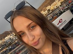 LunaDarkwood from LiveJasmin