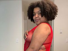 LunaDivineCurves from LiveJasmin