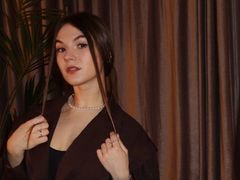 LunaDjein from LiveJasmin