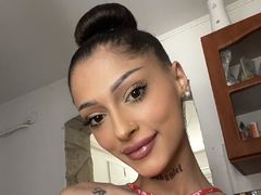 LunaEmerald - female with brown hair and  small tits webcam at LiveJasmin