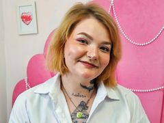 LunaPerry from LiveJasmin