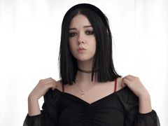 LunaRyx - female with black hair webcam at LiveJasmin
