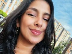 LunaVelveth from LiveJasmin