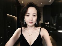 LunaYao from LiveJasmin