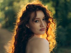 LunariaBliss from LiveJasmin