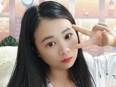 LuoErz from LiveJasmin