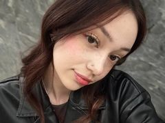 LuxTienie - female webcam at LiveJasmin