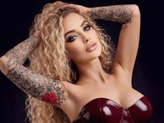 LuxeAnna from LiveJasmin