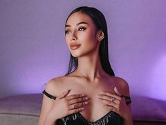 LyaRoberts - female with black hair webcam at LiveJasmin