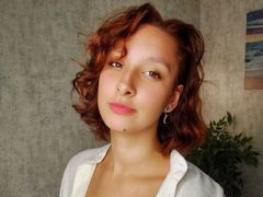 LylianRose - female with brown hair and  big tits webcam at LiveJasmin