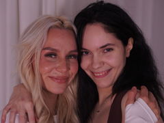 LynAndChristel - blond female webcam at LiveJasmin
