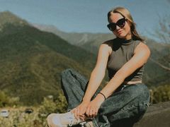 LynCurvin from LiveJasmin