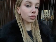 LynDearborn from LiveJasmin