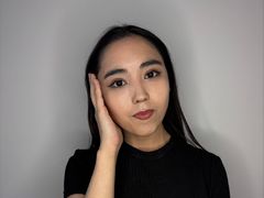 LynetBirmingham - female with brown hair webcam at LiveJasmin