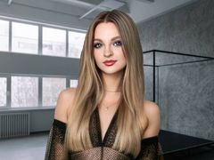 LynetteAldis - blond female webcam at LiveJasmin