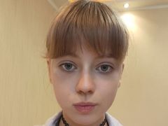 MabelZesati from LiveJasmin