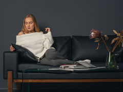 MabelleWahn - female with brown hair webcam at LiveJasmin