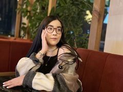 MaddyFez - female with black hair and  small tits webcam at LiveJasmin