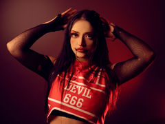 MadieGrave - female with black hair and  big tits webcam at LiveJasmin