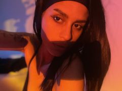 MaddyPere from LiveJasmin