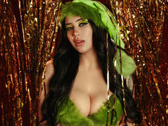 MaddyStolem - female with black hair and  big tits webcam at LiveJasmin