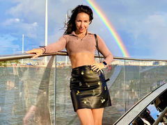 MadinaBrown - female webcam at LiveJasmin