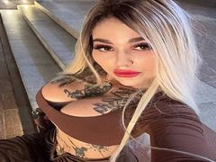 MadinaPinkman from LiveJasmin