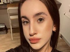 MadisonRen from LiveJasmin