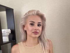BeckyCovey - blond female with  big tits webcam at LiveJasmin