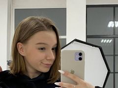 MaeDrudge from LiveJasmin