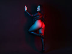 MaeveBorch - female with black hair and  big tits webcam at LiveJasmin