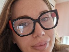 Magdaramos from LiveJasmin