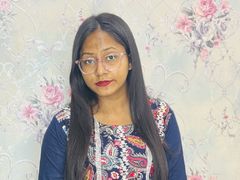 MahiArora - female with black hair webcam at LiveJasmin