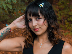 MaiaRouge - female webcam at LiveJasmin