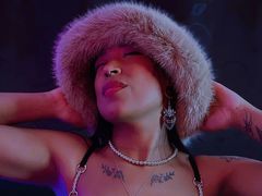 MaiteRouse - female with black hair webcam at LiveJasmin