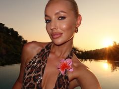 AngelPrecious - blond female with  big tits webcam at LiveJasmin