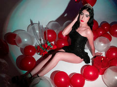 MaluCortes - female with black hair webcam at LiveJasmin