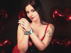 MandyHolmes - female with brown hair and  big tits webcam at LiveJasmin