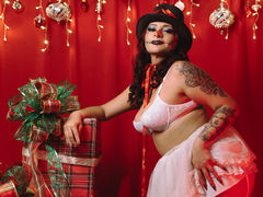 MandyHolmes - female with brown hair and  big tits webcam at LiveJasmin