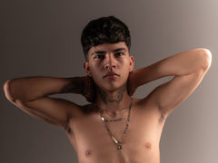 MarcusEvanss - male webcam at LiveJasmin
