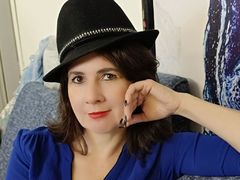 MargoChillario - female with brown hair webcam at LiveJasmin