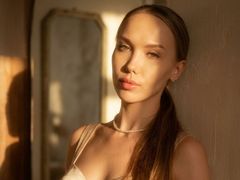 MargotAbbot from LiveJasmin