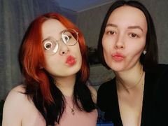 MariAndGlenna - female with brown hair and  big tits webcam at LiveJasmin