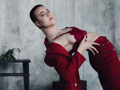 MariFitch - female with black hair webcam at LiveJasmin