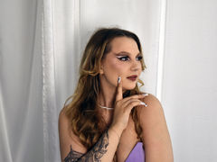 MariaRobinsone - blond female webcam at LiveJasmin