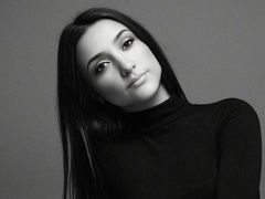 MariaVictoria - female with brown hair webcam at LiveJasmin