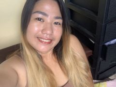 MarianahLyn - blond female with  big tits webcam at LiveJasmin