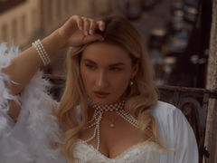 MarieWe from LiveJasmin
