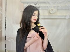 MariellaMoretti - female with brown hair and  small tits webcam at LiveJasmin