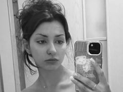 MariselaSolley - female with brown hair webcam at LiveJasmin